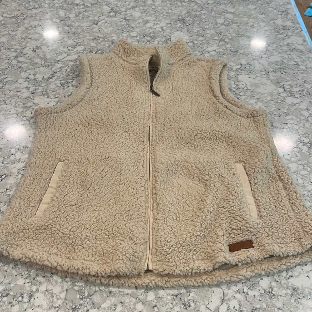 Marley Lilly cream sandy tan Sherpa vest size L